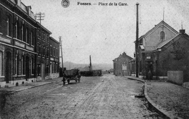 Fosses place de la gare.jpg